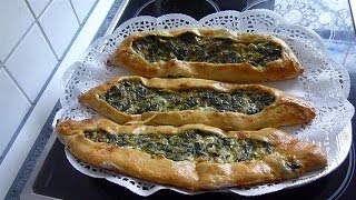 Türkische Pide mit Spinatispanakli pidemeinerezepte [upl. by Ostraw]