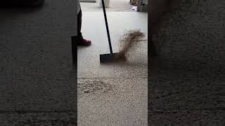 Quartz stone floor shoveling process Good tools and machinery can increase work efficiency [upl. by Einna]