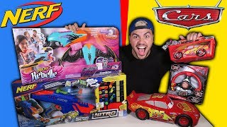 TESTANDO NERF GIGANTE E BRINQUEDOS CARROS 3 DA DISNEY  Luccas Neto diversão [upl. by Kobi]