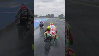 Duel rossi vs stoner yang berakhir crash😱😱 [upl. by Gomar]