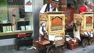 Organ Grinder Raffin 109 [upl. by Selrahcnhoj551]