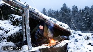 THE FIRST SNOW Building a Survival Shelter in Winter No Tent Camping [upl. by Asilanna]