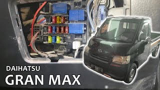 Box sekring Gran Max Pickup [upl. by Ennairam732]