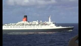 Farewell New York QE2 with Queen Mary 2 [upl. by Ormsby]