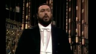 Adeste Fideles Pavarotti Notre Dame [upl. by Dunson]