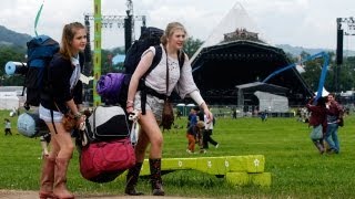 Glastonbury 2013 first festivalgoers arrive through the gates [upl. by Lim]