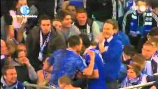 Schalke Vs Inter 2  1  Raul Feiert mit Fans Halbfinale [upl. by Thebault]