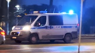 RZADKOŚĆ Alarmowo Policja  radiowóz Fiat Ducato  U112  KMP Poznań [upl. by Notsecnirp]