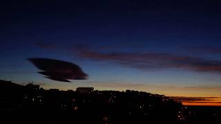 Timelapse  Altocumulus lenticularis duplicatus desde Málaga  12112019 [upl. by Kreager17]