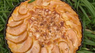 Cake moelleux aux pommes [upl. by Akedijn670]