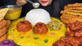 ASMR EATING DAALSPICY OMLETTEGOBI PAKODAALOO BHARTAPAAPADALOO TIKKI [upl. by Bruno223]