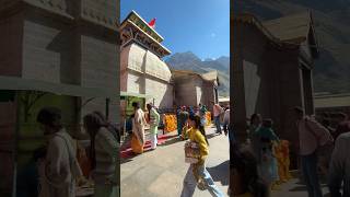 Badrinath Dham  badrinath temple  Narayan ki duniya me explore badrinath sort reels trending [upl. by Cyndia]