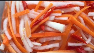 Easy and Delicious Vietnamese Pickled Daikon amp Carrots [upl. by Aicad667]