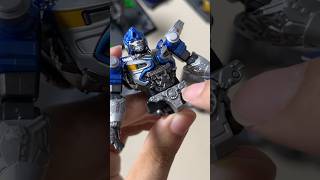 IH APAAN TUH unboxing Transformers Mirage [upl. by Rollecnahc63]