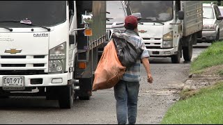 Preocupa aumento de habitantes de calle en Medellín por contaminación ambiental [upl. by Bobbye]