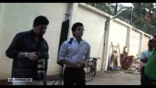 Shahrukh Khan Making Of Dabboo Ratnani photoshoot Calendar 2011 [upl. by Akehsay120]