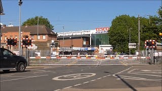 Highams Park Level Crossing [upl. by Atinrahc]