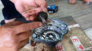 RsX 150  Winner X  Rs 150  gtr 150 Tukar Water Pump Seal Dan Cuci Oil Strainer [upl. by Anedal]