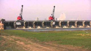 Bonnet Carre Spillway 2011 [upl. by Bendix]