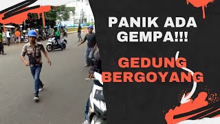 PANIK SAAT GEMPA MELANDA JAKARTA GEDUNG BERGOYANG [upl. by Idnac]