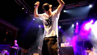 CLEMENTINO quotTOXICOquot  quotFREESTYLEquot LIVE TUFINO 260812 [upl. by Tada]