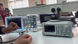 CALIBRATION OSCILLOSCOPE amp CONNECTIONS BETWEEN AN OSCILLOSCOPE AND A FUNCTION GENERATOR [upl. by Atilamrac]