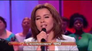 Chimène Badi amp Zaz  LAccordéoniste Edith Piaf [upl. by Girardi]