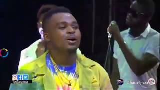 Aslay  Likizo LIVE PERFORMANCE in HOMA TV E Aslay [upl. by Oicaroh]