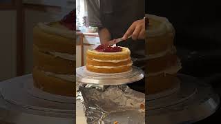 Decorating a Victoria Sponge Cakebaking victoria sponge cake buttercream fondant tasty fyp [upl. by Naik495]