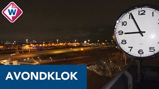 Net voor de avondklok nog naar huis  OMROEP WEST [upl. by Terrene]