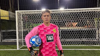 Como o GOLEIRO DE CAPACETE se aquece antes do jogo [upl. by Nabila]