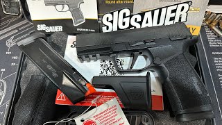 Sig Sauer P365 XMacro 9mm Pistol [upl. by Talley672]