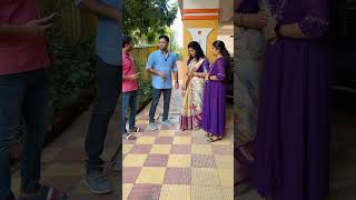 ilanti valanu em cheyali chepandi 😡 comedy telugucomedycouple funny couple shorts [upl. by Alguire]