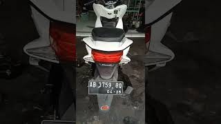 motorgaes PCX 2015 km 32rb asli [upl. by Hollerman967]