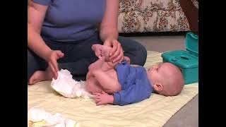 Tips for Changing Diapers of a Newborn Baby [upl. by Ydrah]