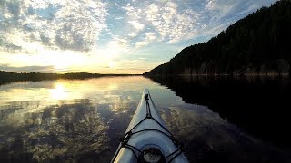 Kayak au Réservoir Cabonga Réserve faunique de la Vérendrye [upl. by Oiludbo]