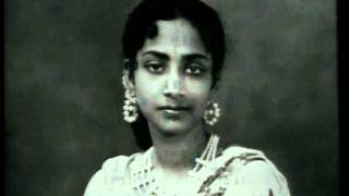 Geeta Dutt  Jaa saang Laxmanaa saang Marathi nonfilm [upl. by Ecinev23]