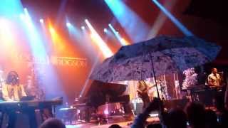 Live in Paris Olympia  Supertramp Cofounder Roger Hodgson with Band  Its Raining Again [upl. by Celia]