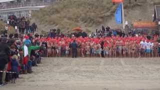 Nieuwjaarsduik Vlieland [upl. by Possing548]