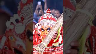 Vishnu Gulikan Theyyam  Erikulam Sri Padinjar Chamundi Temple  Koladhari  Akshay Odayamchal [upl. by Kacerek]