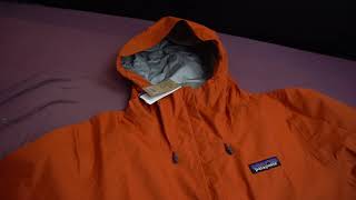 UNBOXING Patagonia Torrentshell 3L Rain Jacket Men redblue [upl. by Korney]