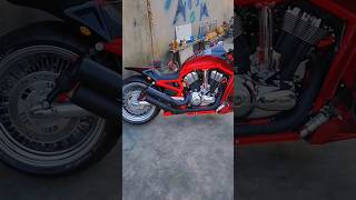 V ROD raw sound harley harleysound harleydavidson vrod [upl. by Esihcoc570]