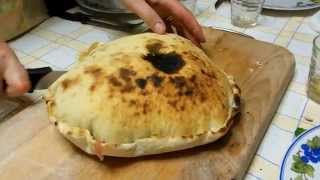 Come fare il pane arabo nel forno a legna  10 minuti di delizia  Arabian bread in pizza oven [upl. by Sheldon]