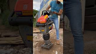 Testei um Compactador de Solo Super Potente 🚧👷🏾‍♂️ compactadores compactadordesolo construcao [upl. by Acemat]