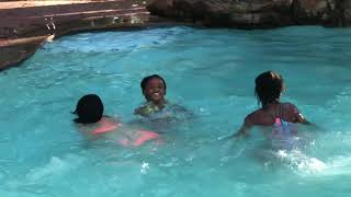 AT THE POOL AT ANTHONYS HOUSE IN TEXAS 🏊🏼‍♀️🏊🏽‍♂️ [upl. by Blandina]