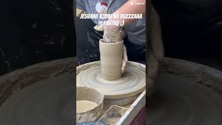 Tak powstają jesienne kubasy na dużą herbatkę na jesienne wieczory diy wheel pottery ceramic [upl. by Daraj]