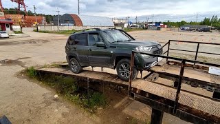 LADA NIVA TRAVEL Осмотр после года эксплуатации ржавчина и гремящий суппорт Или не суппорт [upl. by Vivian]