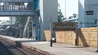 Super fast train Ahmedabad to Mumbai passing from Maninagar railway station  station videovairal [upl. by Euqinorev188]