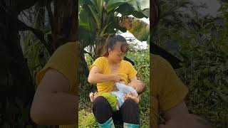 Breastfeeding mom breastfeeding newborn cutebaby baby viralvideo trending shorts [upl. by Yelloh568]