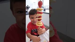 Cómo hacer banderillas de hot cakes ¡Con solo 7 ingredientes  Recetas para niños  Cocina Vital [upl. by Schaper186]